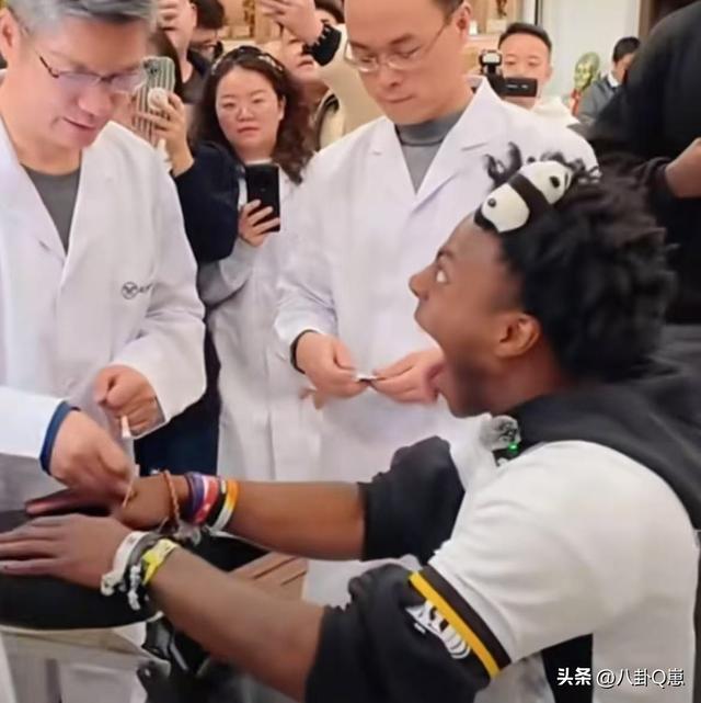 一个美国网红到中国，却让央视官媒纷纷转发，他到底有什么资格？-13.jpg