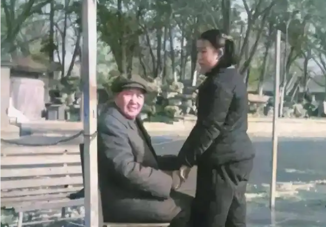 毛主席警卫员娶了主席最小女儿，婚后36年不离不弃，94岁走完一生-6.jpg