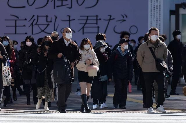 日本债市崩了！三十年来最猛抛售！全球最大债务还能撑多久？-7.jpg