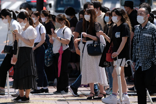 日本债市崩了！三十年来最猛抛售！全球最大债务还能撑多久？-9.jpg